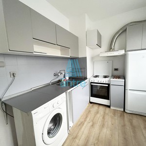 ДВУСТАЕН, РАЗСАДНИКА, БЛ. 31 - ОФЕРТА НА САШО